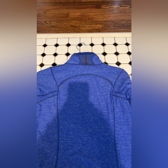 Lululemon Pace Pusher 1/2 Zip, 8 💙 - Picture 7 of 8